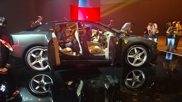 Ferrari Luce Ferrari Luce
