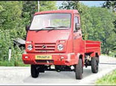 ఉనికి పెంచుకునే దిశగా  ఫోర్స్ మోటార్స్ రోడ్ షోలు