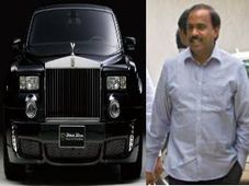 గాలి జనార్థన్ రెడ్డి విలాసాలు చూడతరమా...!!
