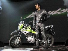 హీరో రణ్‌బీర్ కపూర్ ప్రచారం ఫలిస్తేనే.. టార్గెట్ సాధ్యం..!