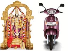 శ్రీవారికి డ్యూరో డిజెడ్ స్కూటర్‌ను బహుకరించిన మహీంద్రా