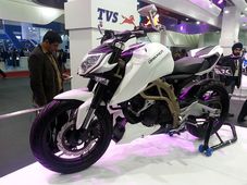 2015లో టీవీఎస్ అపాచే 200 విడుదల; ఆ తర్వాత అపాచే 250