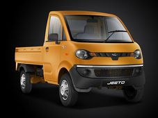 యాభై వేల మంది మనసు దోచుకున్న మహీంద్రా జీతో