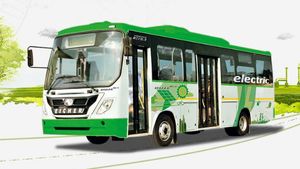 సింగల్ ఛార్జింగ్‌తో 177కిమీలు ప్రయాణించే ఎలక్ట్రిక్ బస్సును విడుదల చేసిన ఐషర్