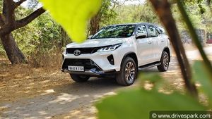 భారత మార్కెట్లో పవర్‌పుల్ ఎస్‌యూవీ; 2021 టయోటా ఫార్చ్యూనర్ లెజెండర్ వీడియో