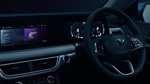 విడుదలకు ముందే మహీంద్రా ఎక్స్‌యూవీ700 ఇంటీరియర్స్ లీక్!