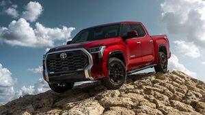 కొత్త 2022 Toyota Tundra పికప్ ట్రక్ ఆవిష్కరణ; Ford F150 కి గట్టి పోటీ!