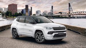 భారీగా పెరిగిన Jeep Compass ధర: పండుగ సీజన్‌లో కస్టమర్లకు షాక్..!