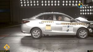 ఇదొక చెత్త కారు! క్రాష్ టెస్టులో Toyota Yaris కి 1-స్టార్ సేఫ్టీ రేటింగ్ !!