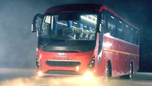 కొత్త బస్సులను విడుదల చేసిన VECV: ఈ బస్సులు చాలా సూపర్ గురూ..!!