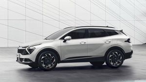 మారుతి సుజుకి ఎర్టిగాను ఎదుర్కునేందుకు Kia Carens 7 సీటర్ ఎమ్‌పివి వస్తోంది..!