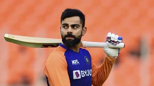 విరాట్ కోహ్లీ గ్యారేజీలో చేరిన రెండు కొత్త లగ్జరీ కార్లు, ఇవే.. మీరు చూసారా..!!