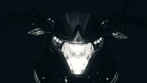 HOP ఎలక్ట్రిక్ మొబిలిటీ నుండి సరికొత్త OXO ఎలక్ట్రిక్ మోటార్‌సైకిల్ వస్తోంది.. టీజర్ విడుదల!