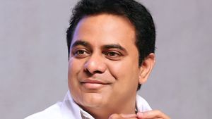 Tesla సి‌ఈ‌ఓకి KTR ట్విట్టర్ మెసేజ్: అందులో ఏముందంటే?
