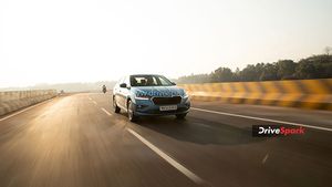 ఫ్లిప్‌కార్ట్ (Flipkart) లో ఫోన్లు, టీవీలే కాదు, స్కోడా (Skoda) కార్లు కూడా అమ్మేస్తాం..!!