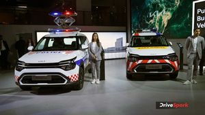 కారెన్స్ అంబులెన్స్ & పోలీస్ వెహికల్ ఆవిష్కరించిన కియా మోటార్స్.. 2023 ఆటో ఎక్స్‌పోలో అందరి దృష్టి వీటిపైనే 