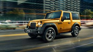 ఆఫ్-రోడ్ ప్రియులారా ఊపిరి పీల్చుకొండి.. 'మహీంద్రా థార్ RWD' వచ్చేసింది: ధర రూ. 9.99 లక్షలు