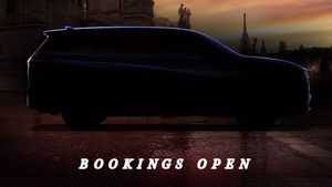 Maruti SuzukI Invicto ఎంపీవీ ఇన్విక్టోతో మార్కెట్లో మారుతి హవా.. నేటి నుంచి బుకింగ్‌లు ప్రారంభం..