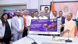 MotoGp Tickets హాట్‌కేకుల్లా అమ్ముడవుతున్న మోటోజీపీ రేసింగ్ టికెట్స్!!