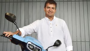 Ola Electric ఆగస్టు 15న కొత్త ఎలక్ట్రిక్‌ స్కూటర్‌ను లాంచ్‌ చేయనున్న ఓలా..!! 