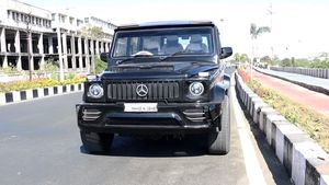 ఈ కారు మెర్సిడెస్‌ బెంజ్‌ అనుకుంటే పొరబడినట్లే.. టాటా సుమో టు G63 AMG వెర్షన్‌ ఇలా.!!
