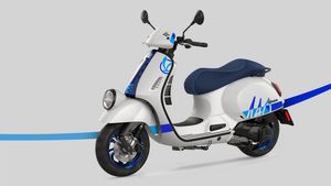 వెస్పా 140 వ యానివర్సరీ వేడుకలు.. స్పెషల్ ఎడిషన్ స్కూటర్ లాంచ్..