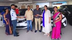 మహిళ చేసిన పనికి నెట్టింట్లో ప్రశంసల వర్షం.. ఎందుకో తెలుసా?