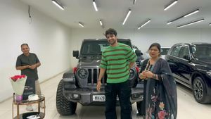 డ్రీమ్ కారు కొనుగోలు చేసిన బిగ్‌బాస్ కంటెస్టెంట్.. అమెరికన్ బ్రాడ్ గురూ!