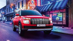 హ్యుందాయ్ వెన్యూ కొత్త వేరియంట్.. అందరికీ ఇష్టమైన ఫీచర్‌తో - ధర తక్కువే!