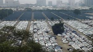 కార్ల ధరలు తగ్గనున్నాయి.. చాలా తక్కువ ధరకు కొనుగోలు చేయవచ్చు!