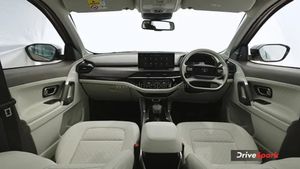 టాటా ఆఫర్ తెలిస్తే షోరూమ్‌కు ఎగబడతారు.. ఈ కార్లపై కనివీని ఎరుగని డిస్కౌంట్.. 