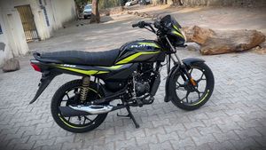  కేవలం రూ.74 వేలకే 70 కి.మీల మైలేజ్.. గ్రామీణ-పట్టణ ప్రాంతాలకు సరైన బైక్ ఇది!