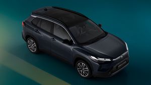 టయోటా కొత్త కారు చూస్తే హార్ట్ బీట్ పెరిగిపోతుంది.. అదిరిపోతున్న డిజైన్ చూస్తే ఫిదా కావాల్సిందే 