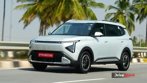 Kia Carens Clavis Review: కొత్త తరానికి కొత్త జోష్.. ఫ్యామిలీ కార్ అంటే ఇదే అనిపించేలా.. కియా క్లావిస్ రివ్యూ 
