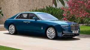 లగ్జరీ కార్ల మార్కెట్‌లో సంచలనం..ఏకంగా రూ.90లక్షల తక్కువ ధరకే రోల్స్ రాయిస్ కార్లు