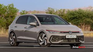 Volkswagen Golf GTI Review: స్పోర్ట్స్ కారును తలపించే ఫోక్స్‌వ్యాగన్ కొత్త మోడల్.. దీనిని కొనుగోలు చేయవచ్చా? 