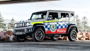 భారత్‌లో పుట్టి విదేశీ పోలీసులకు సహాయం చేస్తున్న జిమ్నీ.. అక్కడి వారికి మన కారు బాగా నచ్చింది! 