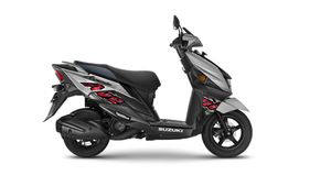 యూత్‌కు స్పెషల్ గిఫ్ట్.. స్పోర్టీ లుక్స్, టాప్ ఫీచర్స్‌తో సుజుకి అవెనిస్ కొత్త కలర్ వేరియంట్ లాంచ్! 