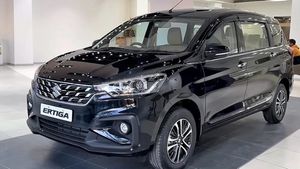 ఇక ఎదురు చూపులు ముగిసినట్లే కొత్త మారుతి ఎర్టిగా షోరూంలకు వచ్చేసింది..ఈ సారి మైలేజ్ ఎంతో తెలుసా ?  