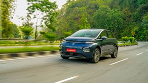 వరుసగా 10 నెలలుగా నంబర్‌ 1 ఎలక్ట్రిక్ కారు.. దేశంలోని జనాలు ఈ కారు కోసం షోరూమ్ ముందు క్యూ! 