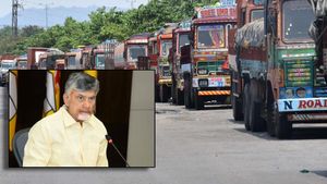 మాట నిలబెట్టుకున్న సీఎం చంద్రబాబు.. పాత వాహనాలు ఉన్న వాళ్లకు గుడ్ న్యూస్.. భారీగా తగ్గిన గ్రీన్ ట్యాక్స్ 