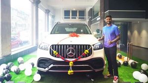 బ్యాట్‌తోనే కాదు, కార్లతో కూడా దుమ్మురేపుతున్న సూర్యకుమార్.. ఈ కార్ల కలెక్షన్ చూస్తే షాక్ అవ్వాల్సిందే!