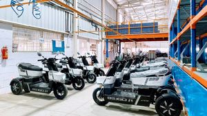 వారంలోనే 1000 మందికి పైగా బుక్ చేశారు.. ఈ స్కూటరే కావాలంటున్న జనాలు.. డెలివరీకి సిద్ధంగా కంపెనీ 