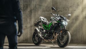 బైక్ కాదు.. గాలిలో పరిగెత్తే గుర్రం! రూ.19 వేల తగ్గింపుతో కొత్త కవాసకి సూపర్‌స్పోర్ట్ బైక్ లాంచ్ 