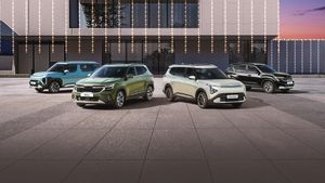 కారు కొనాలా? దీపావళికి రూ.1.6 లక్షల తగ్గింపు ఉంది.. డిమాండ్ పెరగకముందే ఆ కంపెనీ షోరూమ్‌లకు క్యూ కట్టండి 