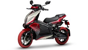 పెట్రోల్ బాధలకు విముక్తి.. టీవీఎస్ ఎలక్ట్రిక్ బైకులు వచ్చేస్తున్నాయ్.. ఇటలీ వేదికపై ఆవిష్కరణ