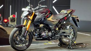 డిసెంబర్‌లో బైక్ కొనడం మంచిదా? భారీ డిస్కౌంట్లు వస్తున్నాయని ఏడాది చివర్లో కొంటే లాభనష్టాలేంటి ? 