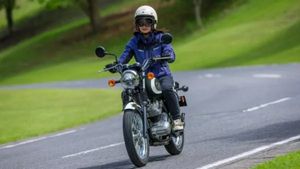 ఇక వైబ్రేషన్స్ లేవు, మోయలేని బరువు ఉండదు..బుల్లెట్‌ను మట్టి కరిపించడానికి  క్లాసిక్ బైక్ వచ్చేస్తోంది