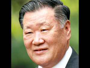 Chung Mong-koo Chung Mong-koo