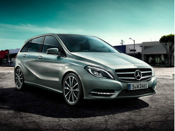 మెర్సిడెస్ బెంజ్ బి-క్లాస్ - ఇంజన్